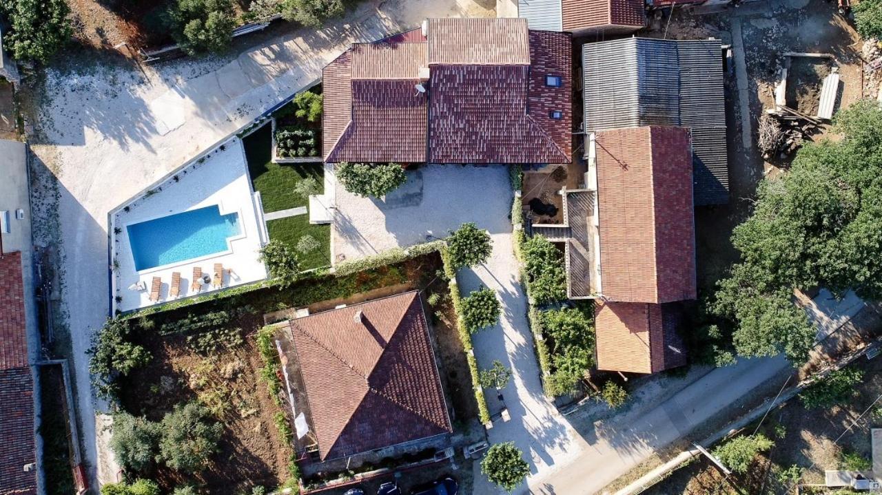 Villa Navita Augustinus With Pool Debeljak Kültér fotó