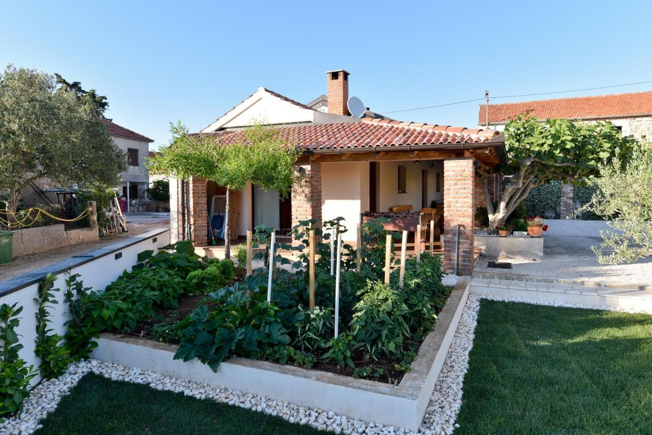 Villa Navita Augustinus With Pool Debeljak Kültér fotó